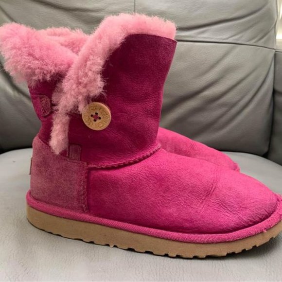 Ugg Classic Bailey Button Victorian Pink Youth Girls size 4 - Picture 3 of 6